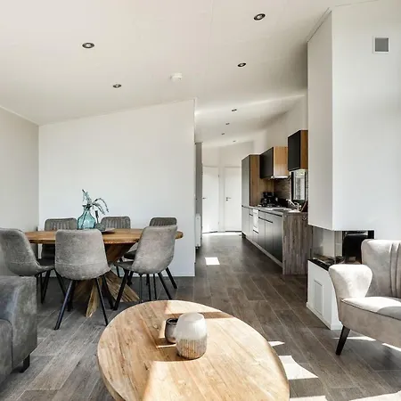 Lodge: 6 Pers., 3 Slaapkamers